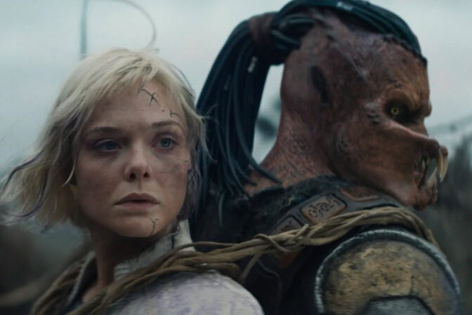 Elle Fanning och Dimitrius Schuster-Koloamatangi i "Predator: Badlands".