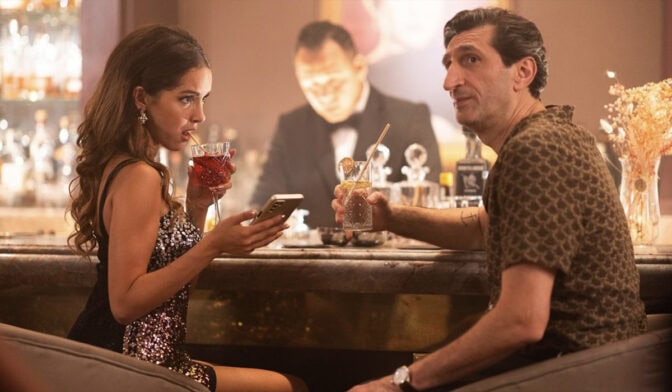 Fares Fares med Lyna Khoudri i "Eagles of the Republic".