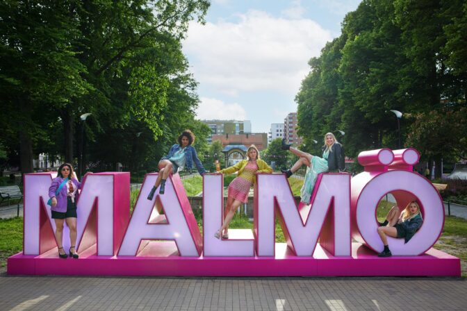 Snart får hela världen besöka Malmö.