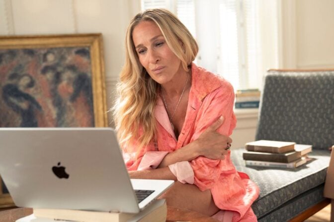 Carrie Bradshaw bryr sig inte om hatarna.