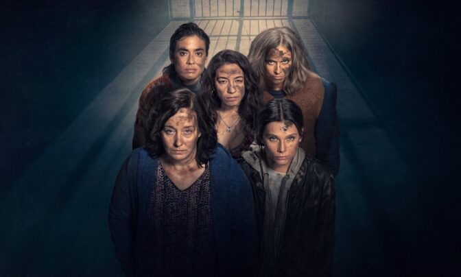 Följ livet på ett kvinnofängelse.