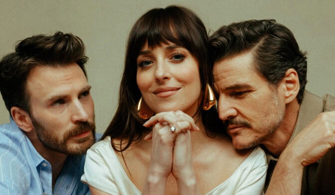 Snygg trio i "Materialists". Foto: SF Studios