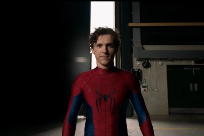 Tom Holland i nya Spider-Man-dräkten på inspelningen av "Spider-Man: Brand New Day"