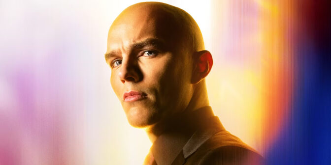 Nicholas Hoult som Lex Luthor.
