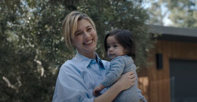 "Handen som gungar vaggan"