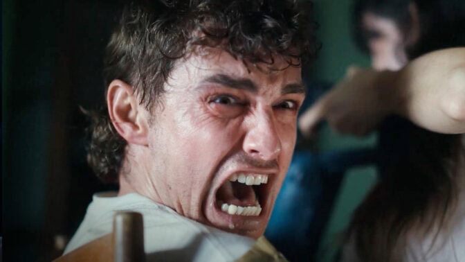 Dave Franco i "Together". 