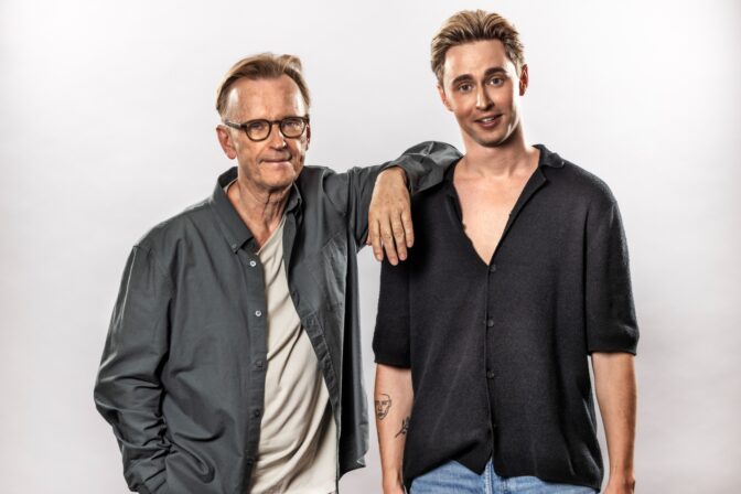 Johan Ulveson och Hampus Nessvold spelar huvudrollen tillsammans i "Nya Noa Nyman". Foto: SVT