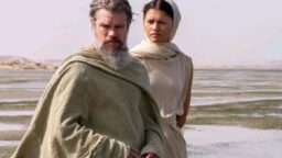 Nya bilder ur Christopher Nolans ”The Odyssey” visar upp Zendaya och Robert Pattinson