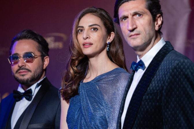 Fares Fares som pressad filmstjärna.