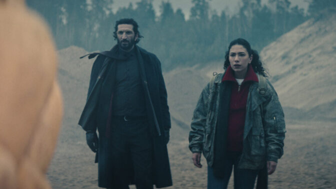 "Vi kommer i fred" med Fares Fares och Evin Ahmad.