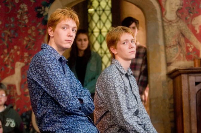 James och Oliver Phelps.