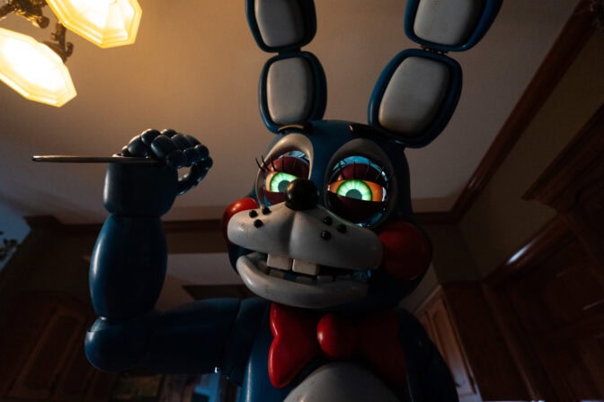 "Five Nights at Freddy's 2" slaktar konkurrenterna.