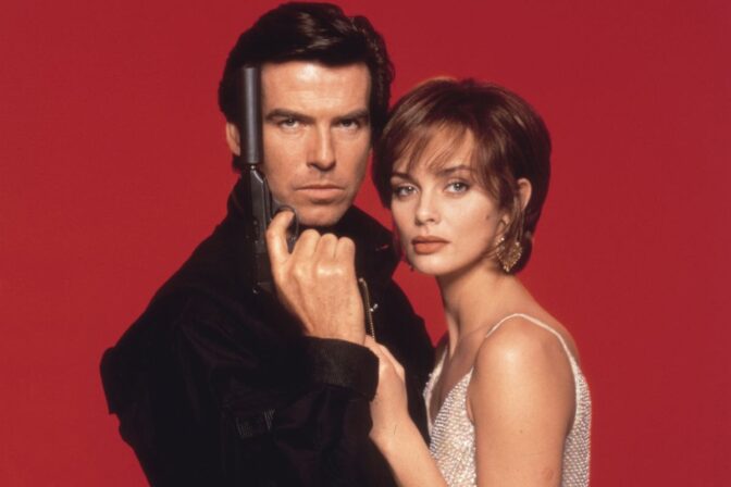 Brosnan och svenska Scorupco i "GoldenEye"