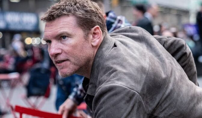 Sam Worthington har en biroll i "Relay"