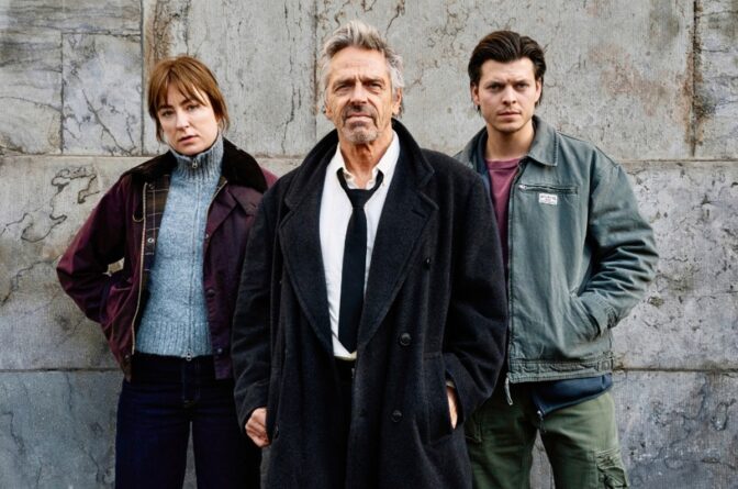 "Murder in the Dark". 