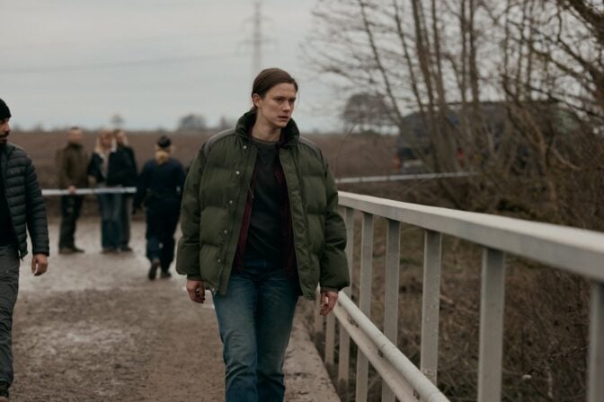 Krista Kosonen axlar huvudrollen som Dani i den spännande kriminalserien "Synden".