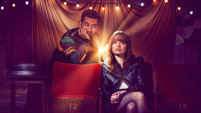 Aimee Lou Wood och Nabhaan Rizwan i ”Film Club”