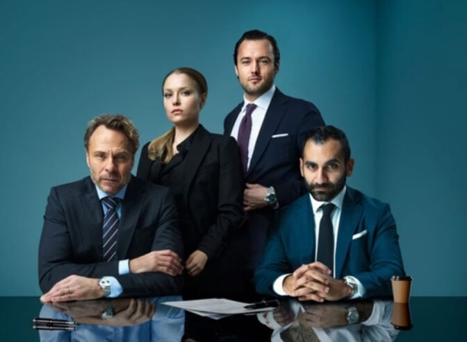  Björn Bengtsson, Arvin Kananian, Tiril Wishman och Kit Walker Johansson i "Hundarna"