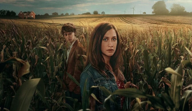 Julia Ragnarsson och Erik Enge i "Slutet av Sommaren"