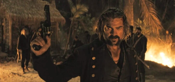 Karl Urban spelar kapten Connors.