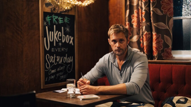 Alexander Skarsgård i "Pillion".