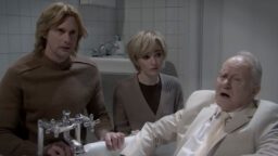 Stellan Skarsgård dök upp i Alexanders ”SNL”-debut – och vi älskar det