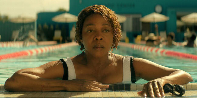 Alfre Woodard i "The Boroughs"