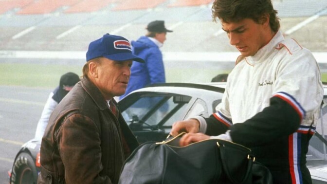 På tv ikväll: Tom Cruise gasar på i Oscarsnominerad actionrökare från 1990