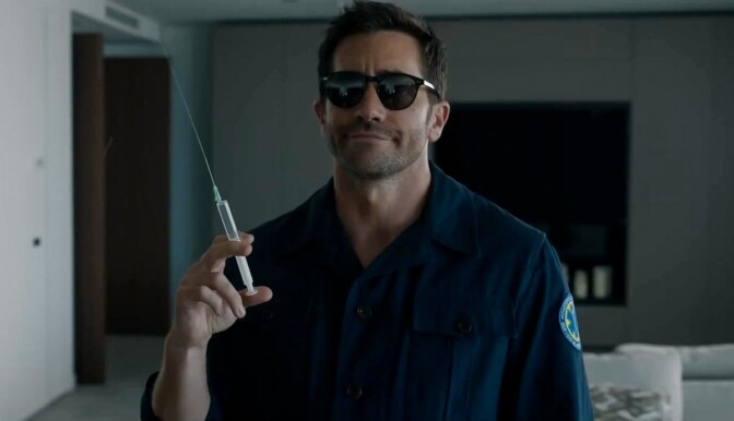 Jake Gyllenhaal utför omöjlig heist i trailern för Guy Ritchies nya actionfilm ”In the Grey”