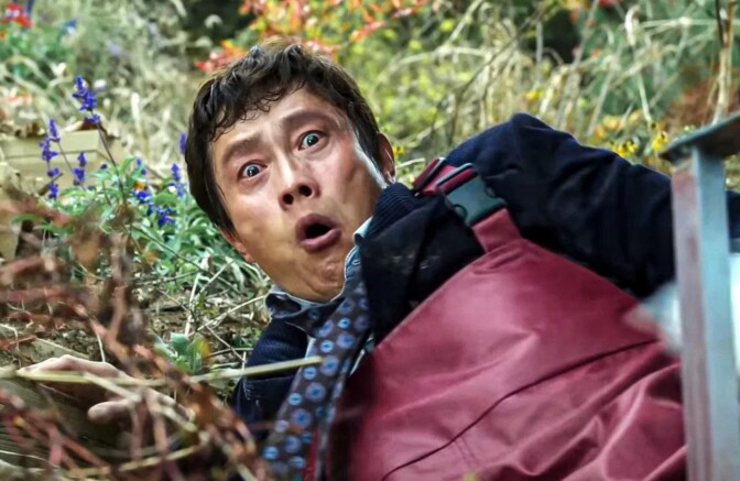 ”Sylvass satir” i en av 2025 års mest hyllade filmer – ute digitalt