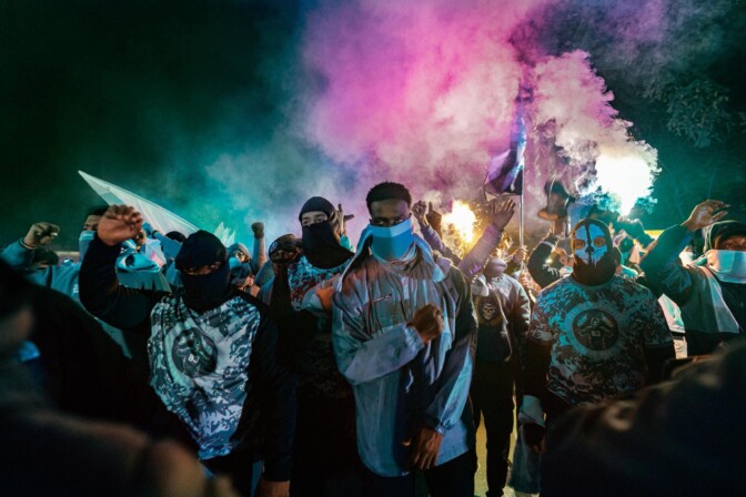 Svenskarna hyllar råa serien: ”Bland det bästa jag sett på Netflix”