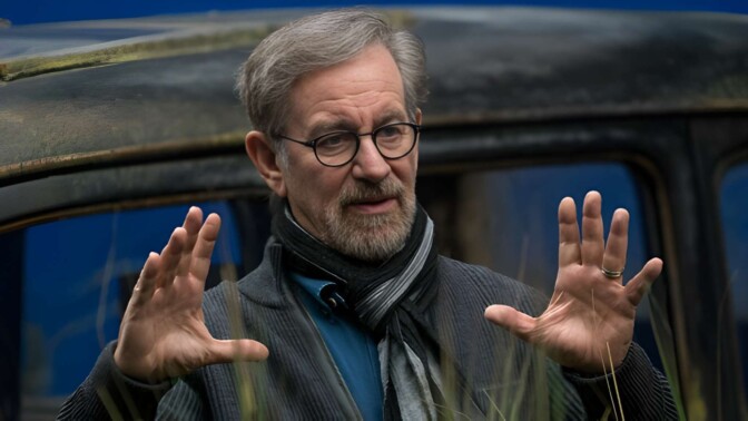 Spielberg avslöjar sin nästa film! Kommer ”sparka rumpa”