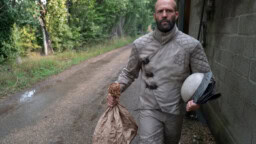 På TV ikväll: ”Varje actionscen är explosiv” i hård Statham-rulle – se den innan tvåan!