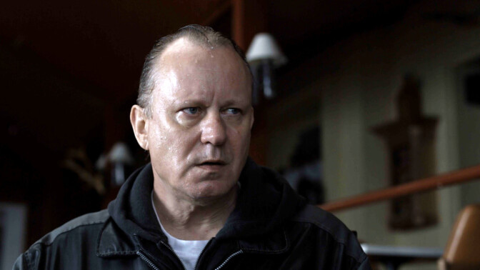 Stellan Skarsgård ”har aldrig haft så mycket sex” som i en norsk komedi från 2010 – streama den idag