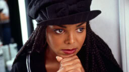 Därför nämns inte Janet Jackson i filmen ”Michael” – systern förklarar