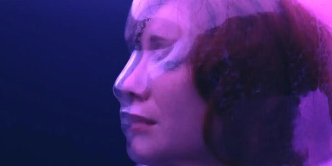 Minns du när Ryan Gosling regisserade en riktigt märklig film? Nu finns den att streama