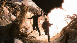 Inatt på tv: ”Episka rymdstrider” i snyggt sci-fi-äventyr från 2016