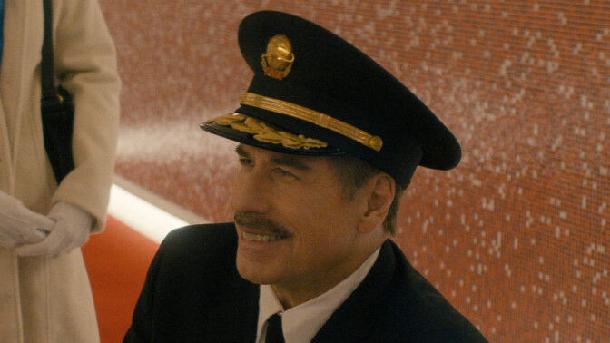 John Travolta är en flygkapten.
