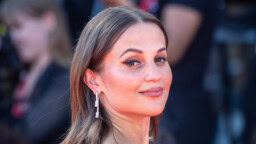 Alicia Vikander om att spela utomjording: ”Jag gick hela vägen”