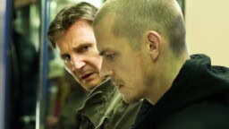 På TV ikväll: Joel Kinnaman och Liam Neeson i ”nagelbitande action” från 2015
