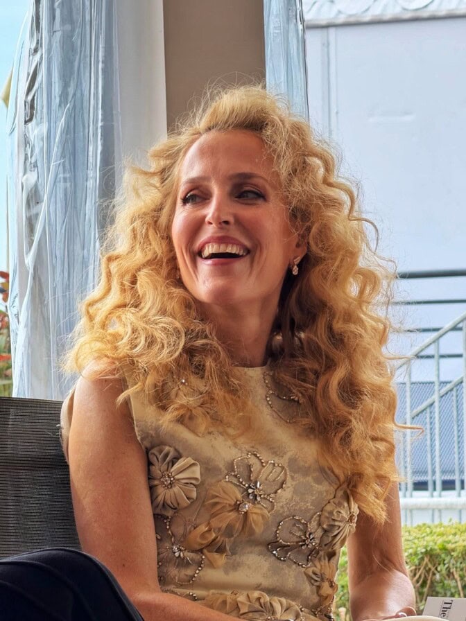 Gillian Anderson.