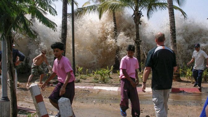 Från tsunamin i Thailand 2004.