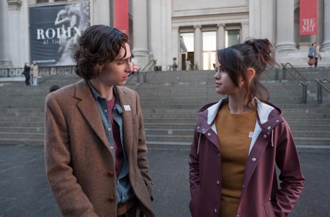 Timothée Chalamet och Selena Gomez adopterar 3 utomjordingar i ny film