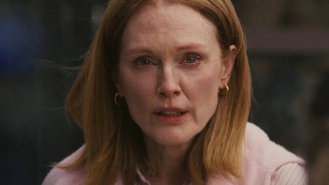 ”The Debut” med Julianne Moore osar Oscarschanser – här är första titten