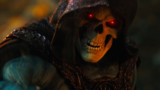Jared Leto smetade blod i ansiktet för att skrämma skådisarna i ”Masters of the Universe”