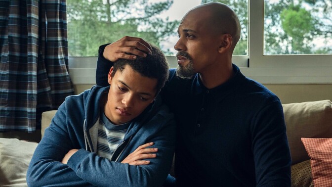 Svenskarna hyllar Netflix miniserie om 24 år gammalt mord: ”Blev helt traumatiserad”