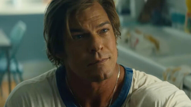 Alan Ritchson slår fel i actionfilm med mer stil än substans