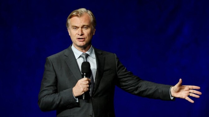 Christopher Nolan vägrar göra en rom-com: ”Livrädd”