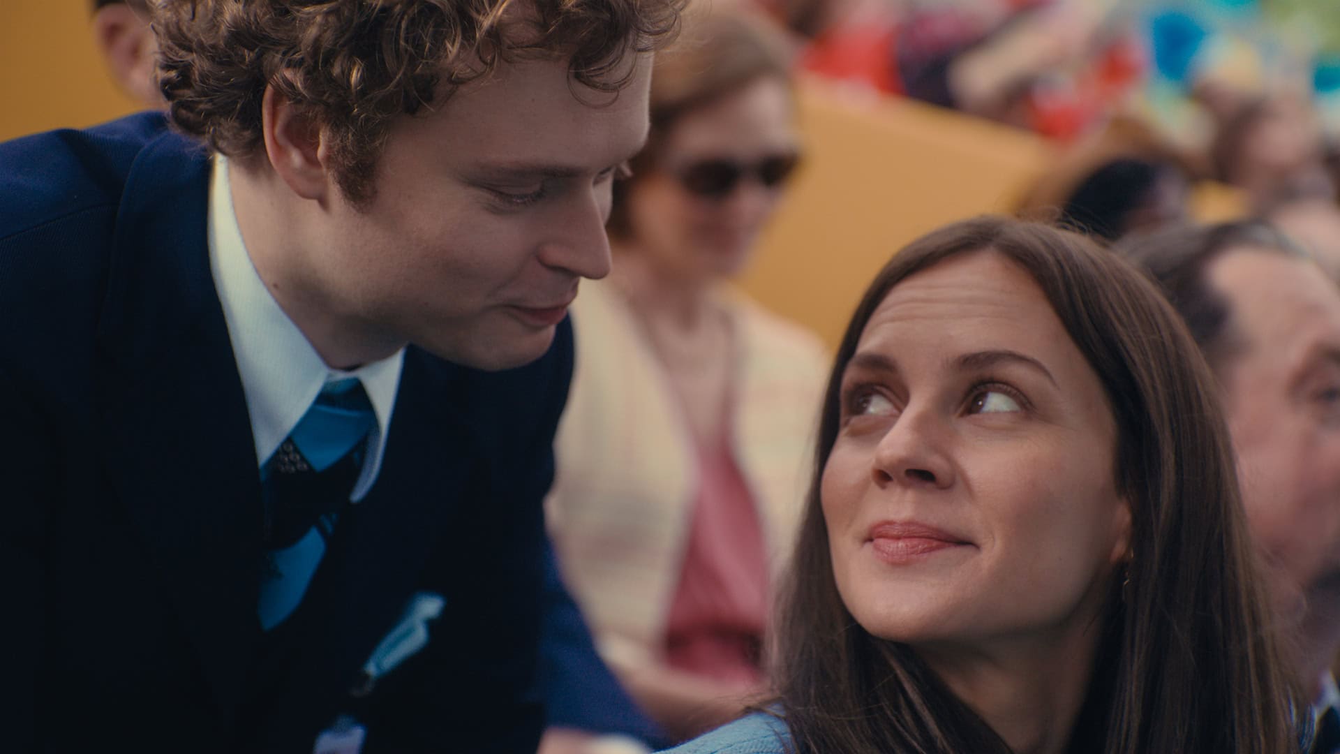 Edvin Endre i tv-serien Queen Silvia