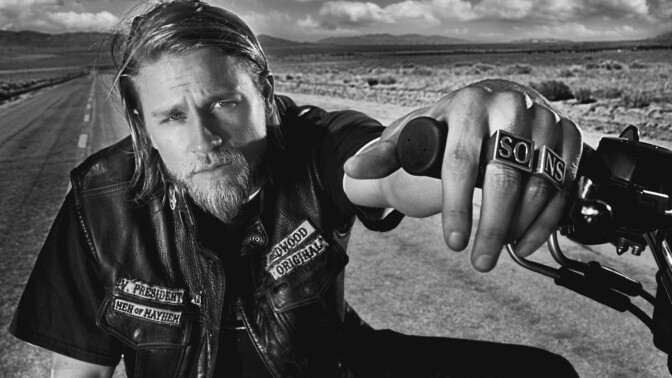 Charlie Hunnam återvänder till ”Sons of Anarchy” – för helt galen spinoff